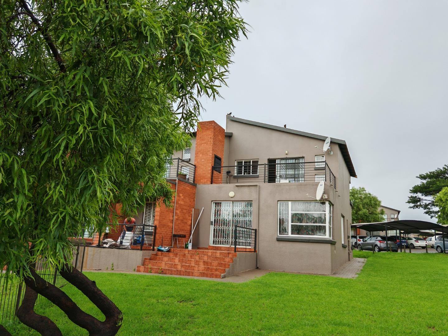1 Bedroom Apartment for Sale - Gauteng