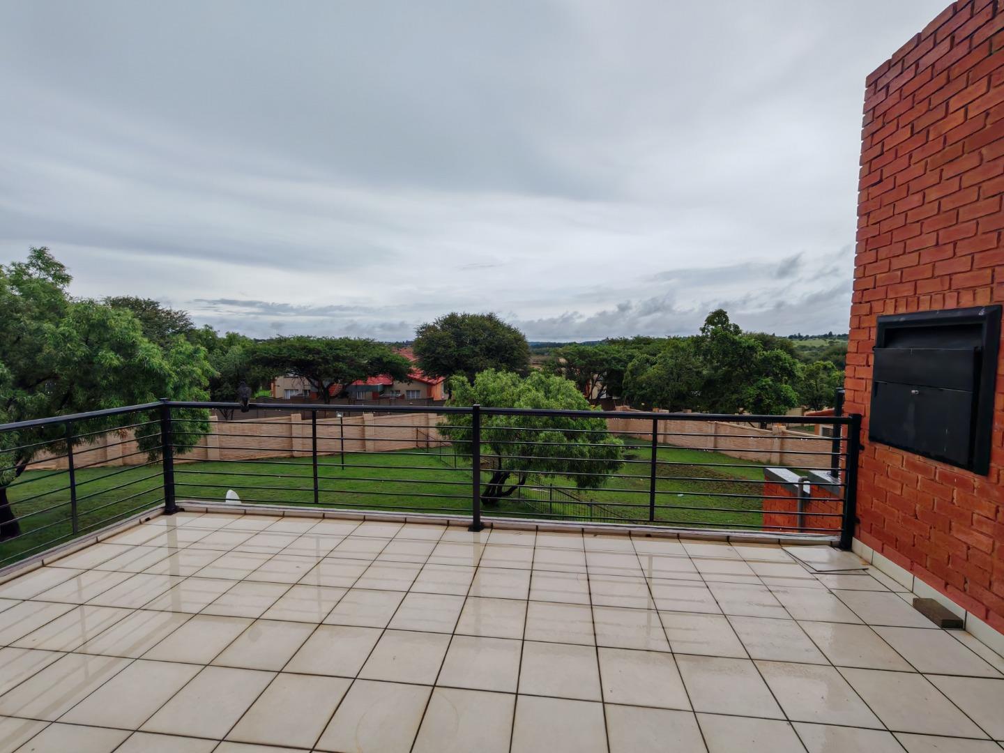 740790_3.jpg