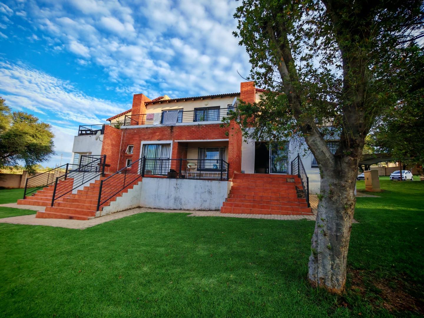 2 Bedroom Apartment for Sale - Gauteng