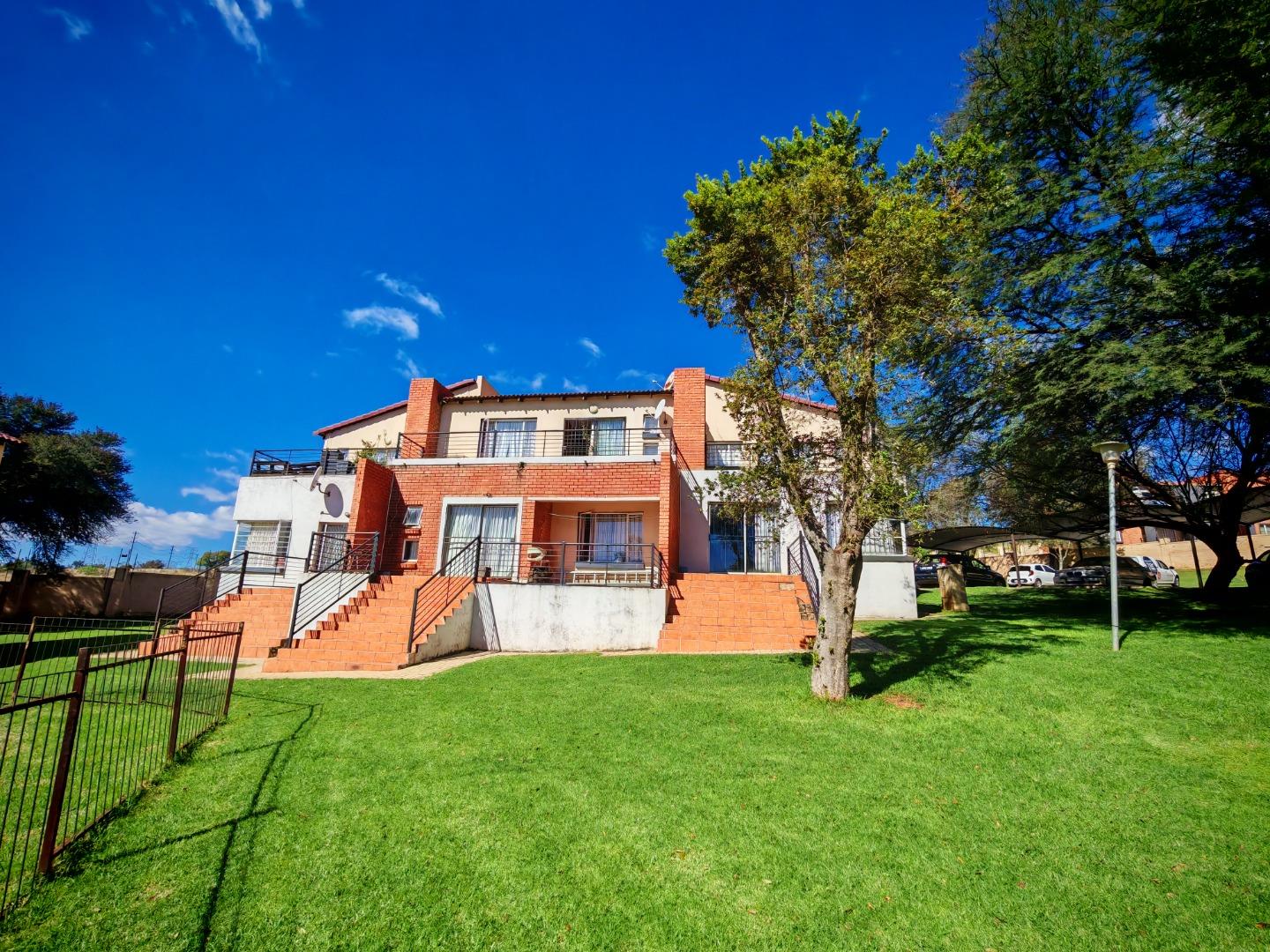 2 Bedroom Apartment for Sale - Gauteng